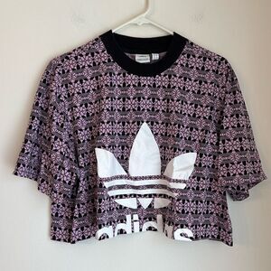 Adidas Women activewear street wear cropped logo short sleeve t-shirt large